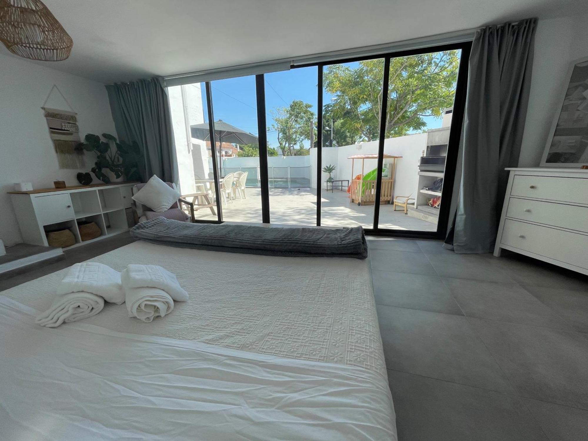 Mediterranean House - Habitaciones Privadas En Casa Compartida Mairena del Aljarafe Ngoại thất bức ảnh