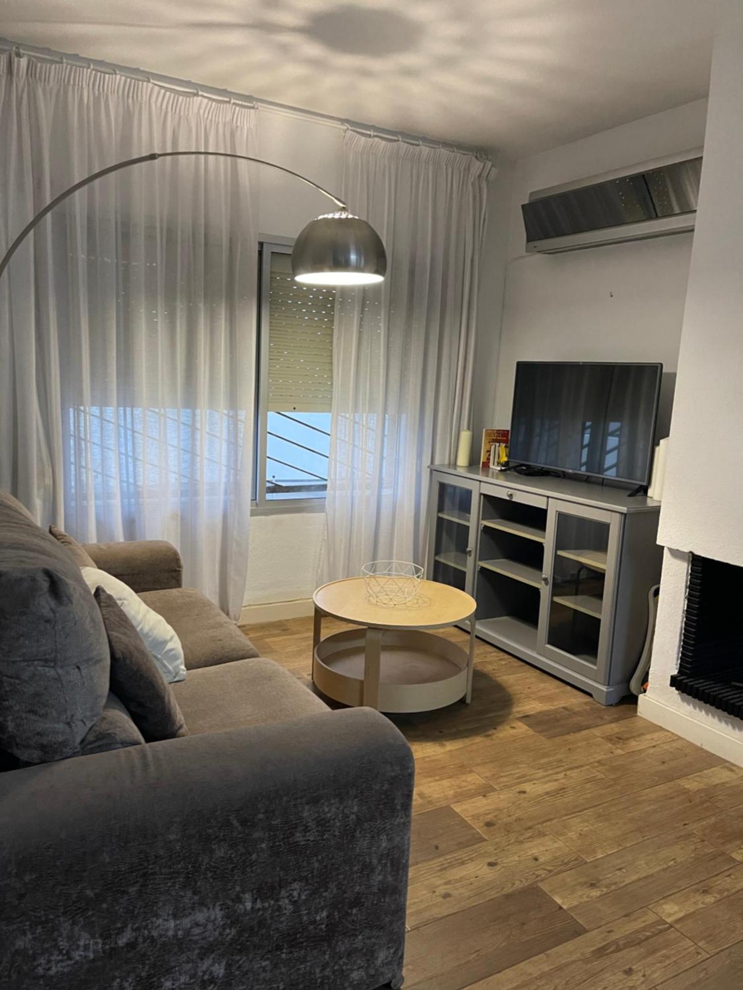 Mediterranean House - Habitaciones Privadas En Casa Compartida Mairena del Aljarafe Ngoại thất bức ảnh